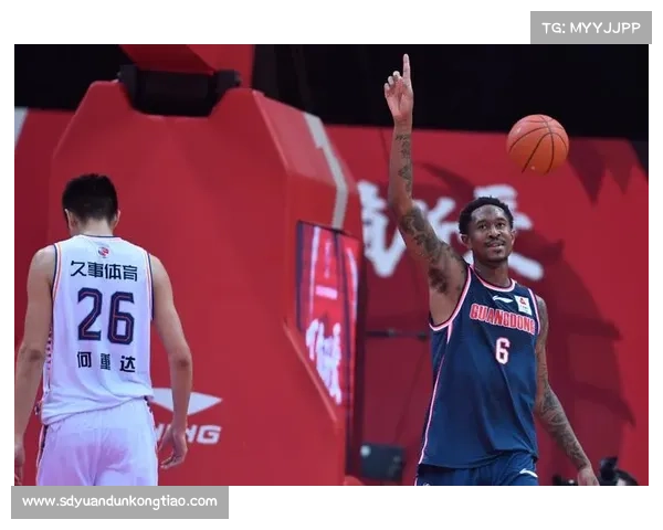 周琦重返新疆开启新征程 面对挑战与机会的双重考验