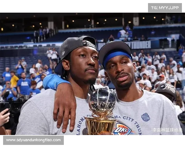 拉塞尔·威尔逊2016赛季领衔雷霆挺进季后赛展现超凡领袖魅力