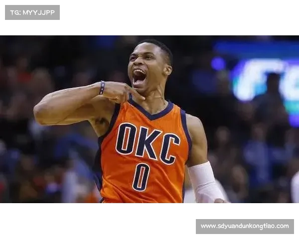 拉塞尔·威斯布鲁克助力社区青少年教育 提供奖学金支持青年成长